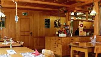 Alpenrose Bumbach Gaststube