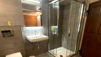 B&B_Lodge_Tanne124_Oberburg_Badezimmer
